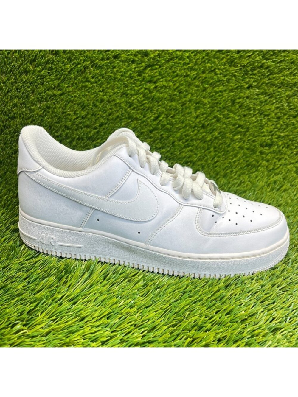 Nike Air Force‎ 1 '07 Low Mens Size 10 White Walking Lifestyle Shoes Sneakers